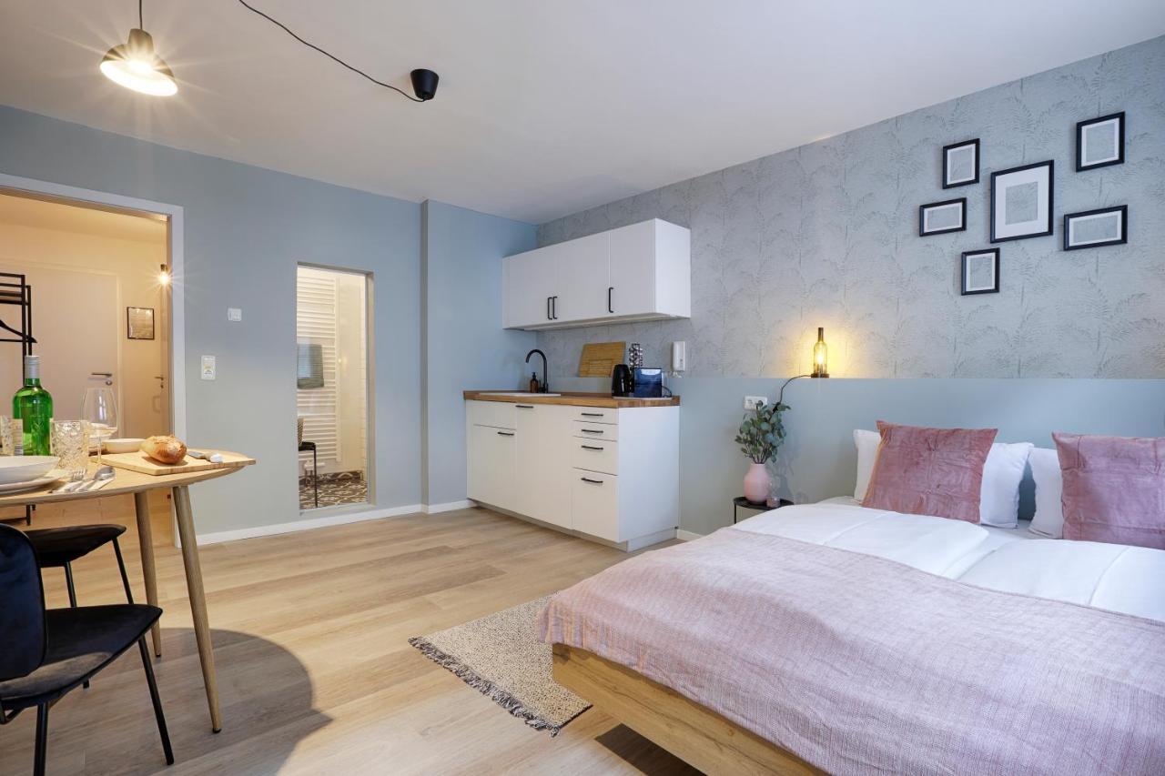Homie Stay Julius Apartments - อิปโฮเฟิน ภายนอก รูปภาพ