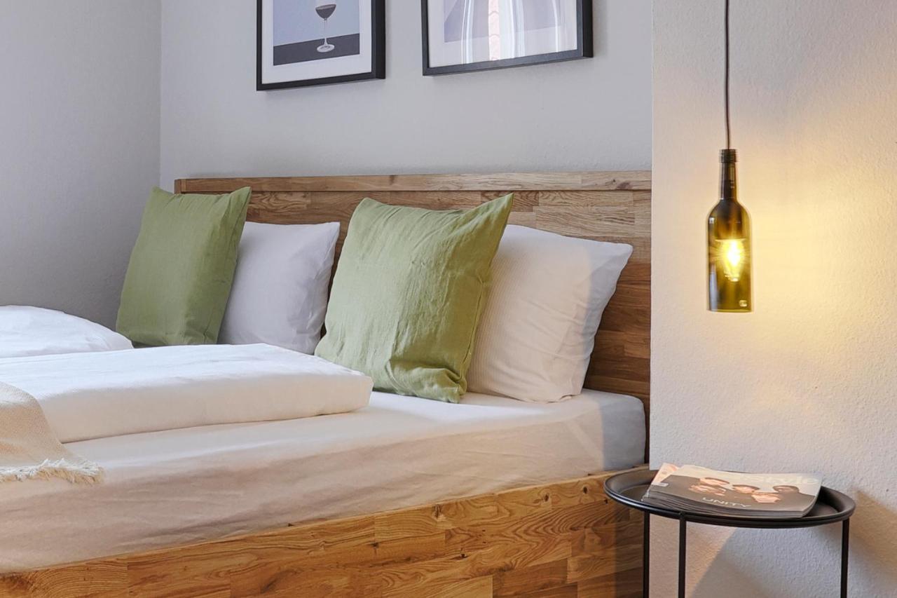 Homie Stay Julius Apartments - อิปโฮเฟิน ภายนอก รูปภาพ