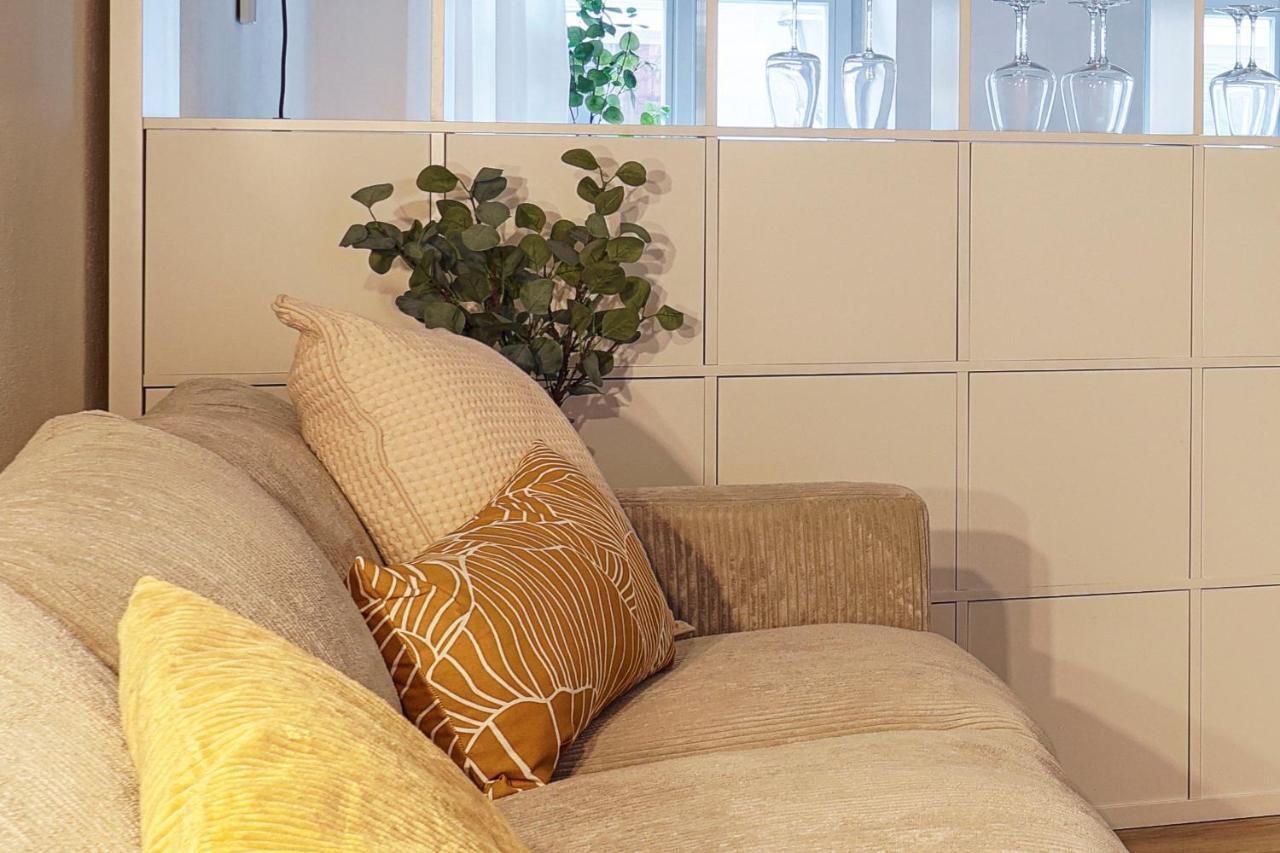 Homie Stay Julius Apartments - อิปโฮเฟิน ภายนอก รูปภาพ